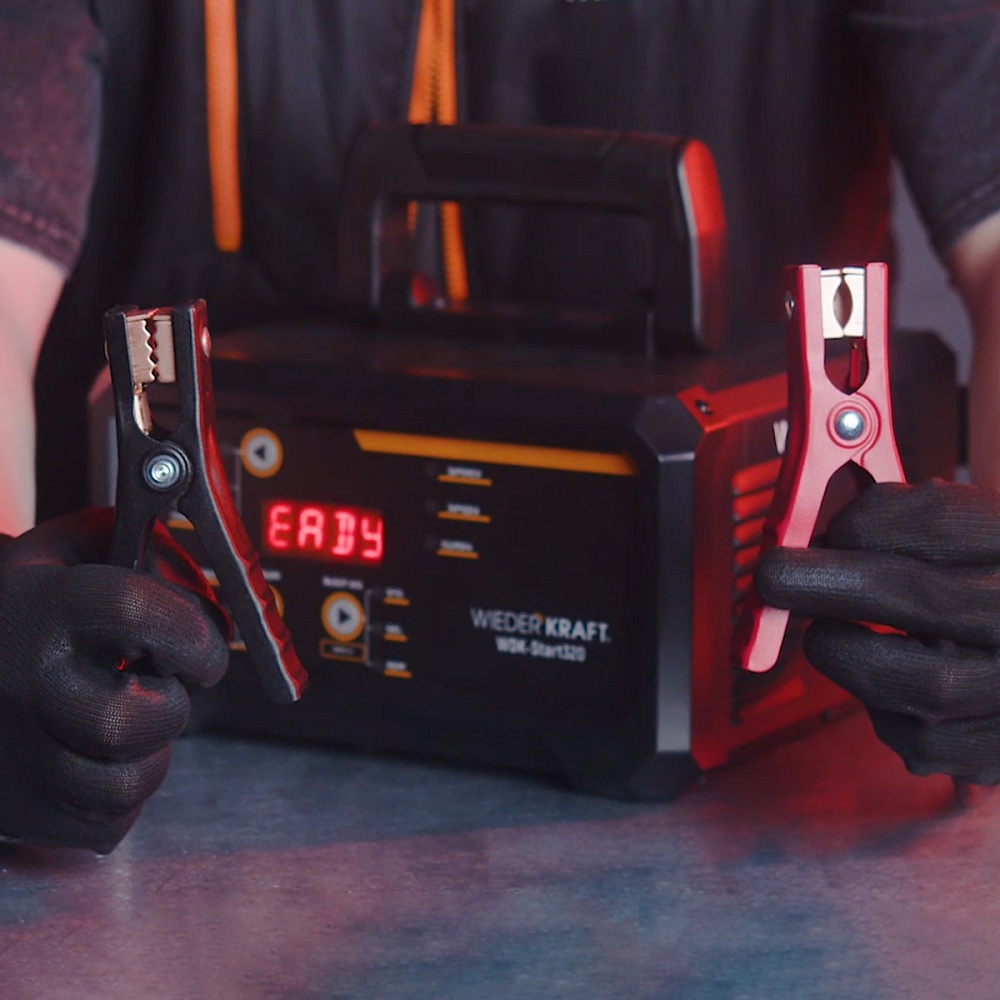 WDK-Start320 Пуско-зарядное устройство интеллектуальное, 300А, 12/24В